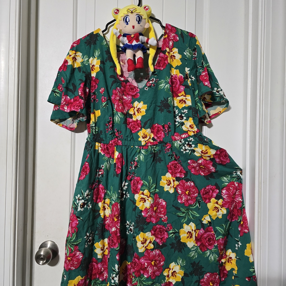 Torrid Green Floral Midi Dress